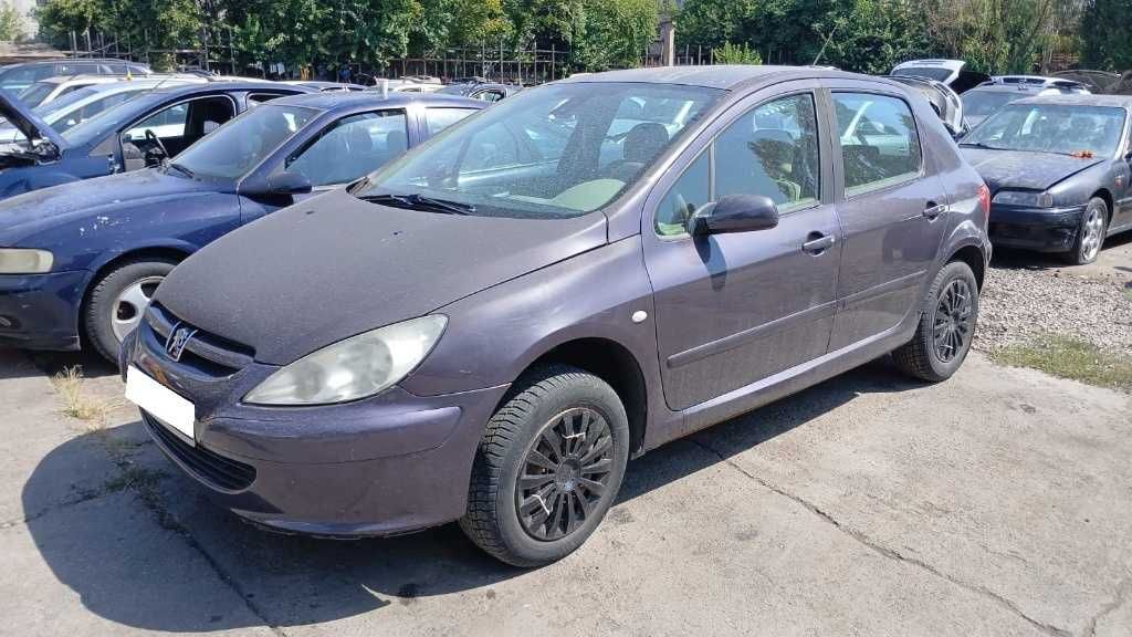 Dezmembrez PEUGEOT 307 cc/ hatchback 1.6 B DIN 2004-NFU