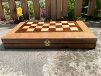 Ръчно изработена шах-табла от естествен фурнир