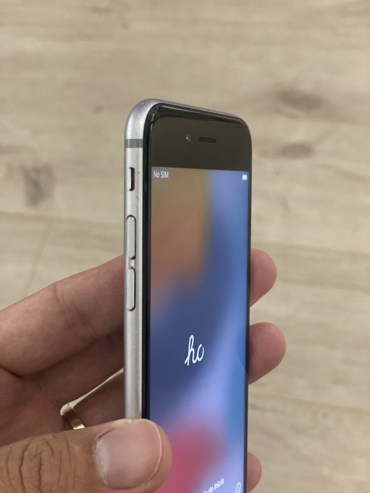 iPhone 6s 64gb в хорошем состоянии