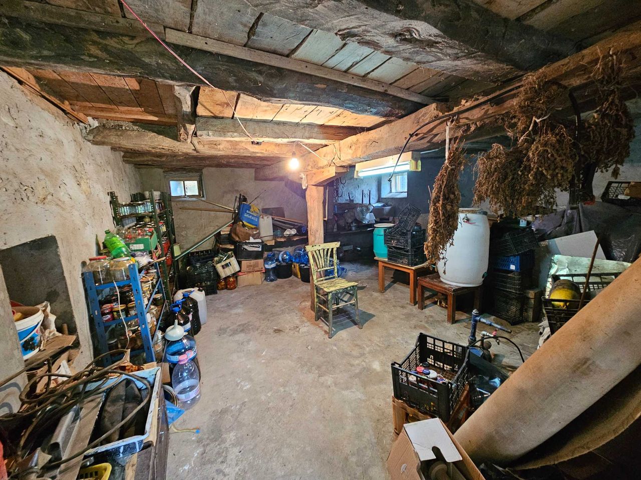 Продава се Къща в с. Пчелище, Област Велико Търново - 150 кв.м за 627 €/кв.м - Снимка #4