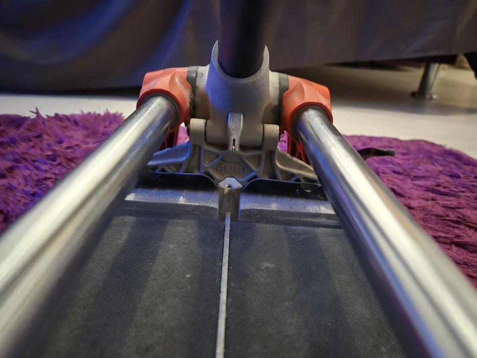 Masina de taiat faianta rubi speed 62