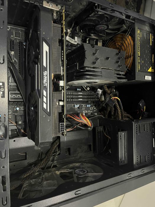 PC I7-7700, GTX 1070ti 8GB VRAM, 16 gb ram DDR3,sursa 650W gold