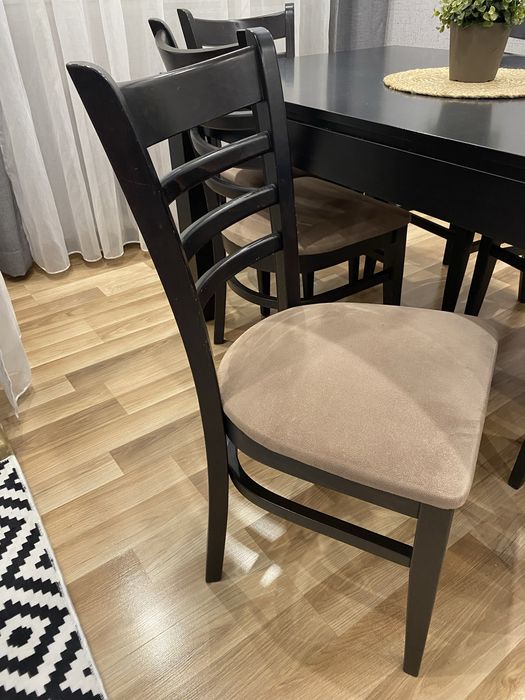 Трапезна маса 140/90 с шест сола масив