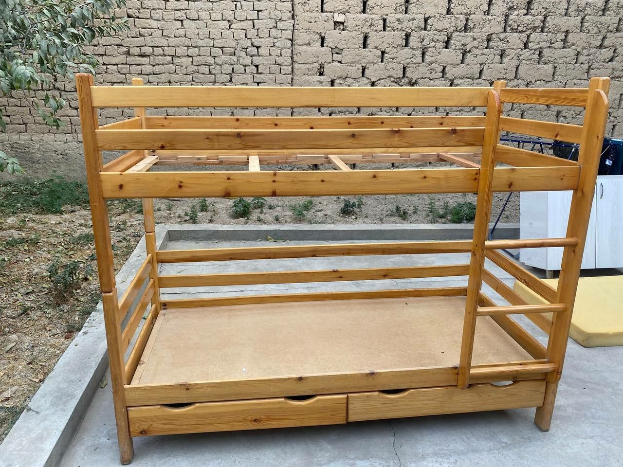 2-х этажный кровать