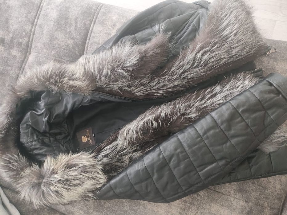 Продам кожаную куртку трансформер