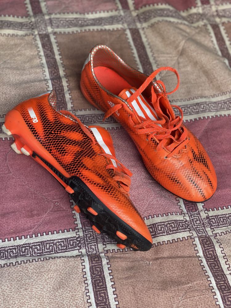 Бутонки Adidas x f10