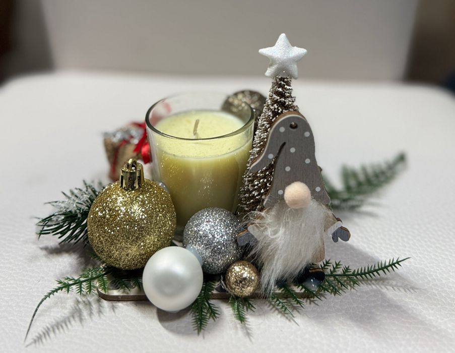 ръчно изработена коледна свещ