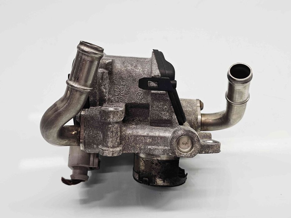 Supapa EGR Volkswagen Passat B8 (3G2) [Fabr 2015-prezent] 04L131501M 1