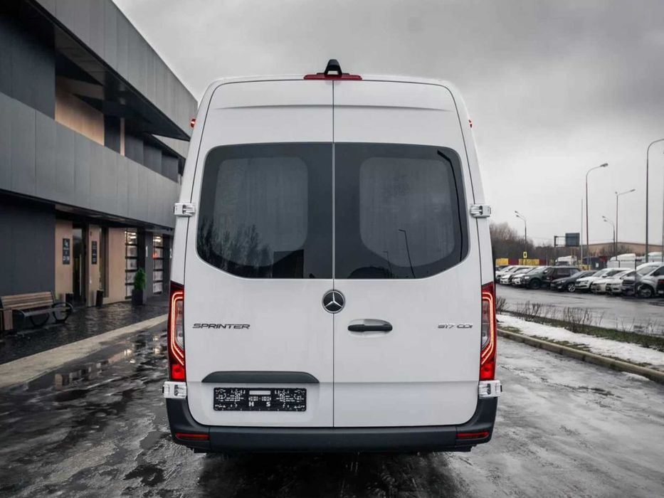 Travel Without Hassle Mercedes Sprinter with Driver in Uzbekistan 24/7