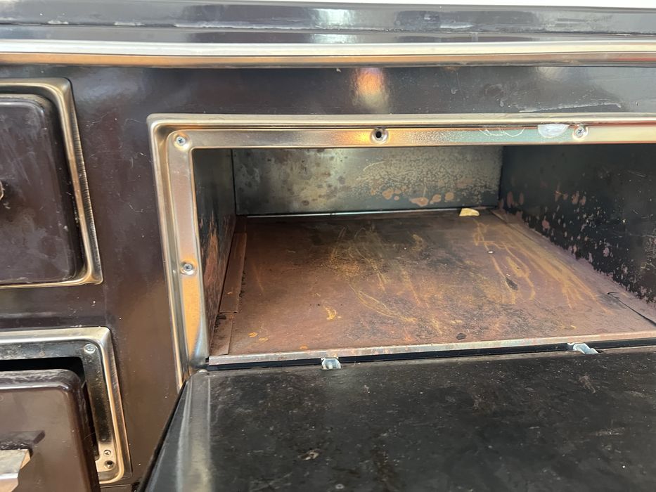 Сръбска печка знезда