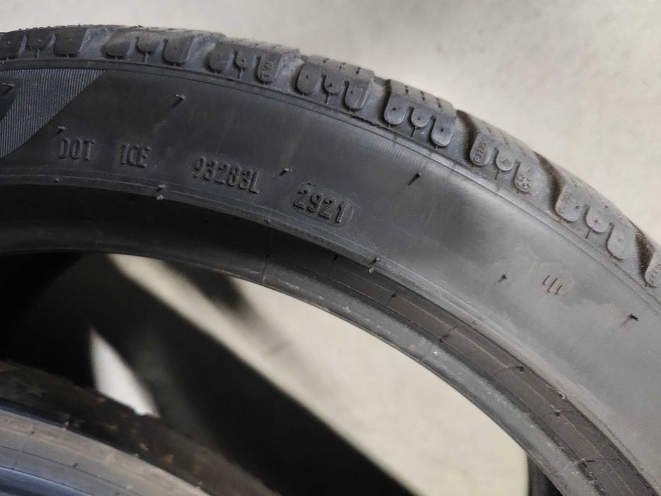 2бр. зимни гуми 245/40/19 Pirelli