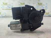 Motoras geam dreapta fata 807301396R Renault Megane 3 [2th facelift]