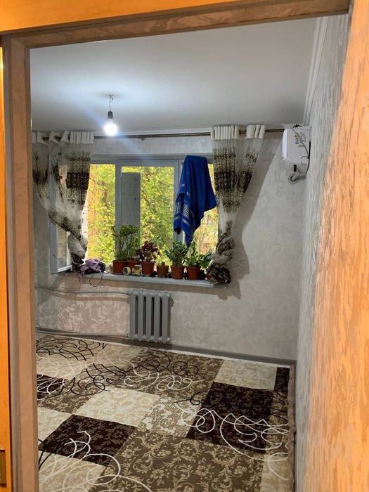 Sirochni sotiladi dom 1x2