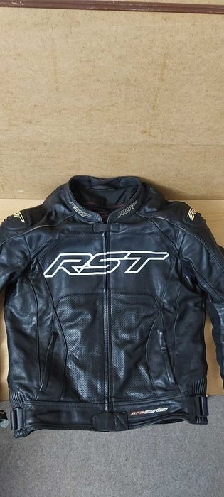 Екипировка за пистов мотор