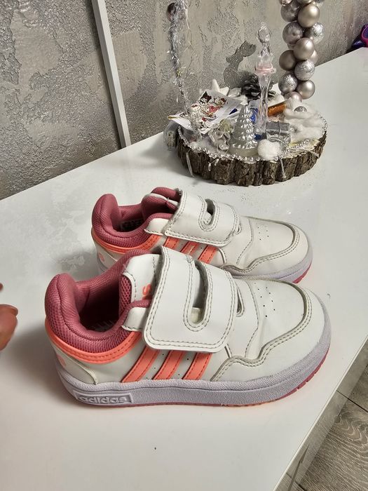 Încălțăminte marimea 26