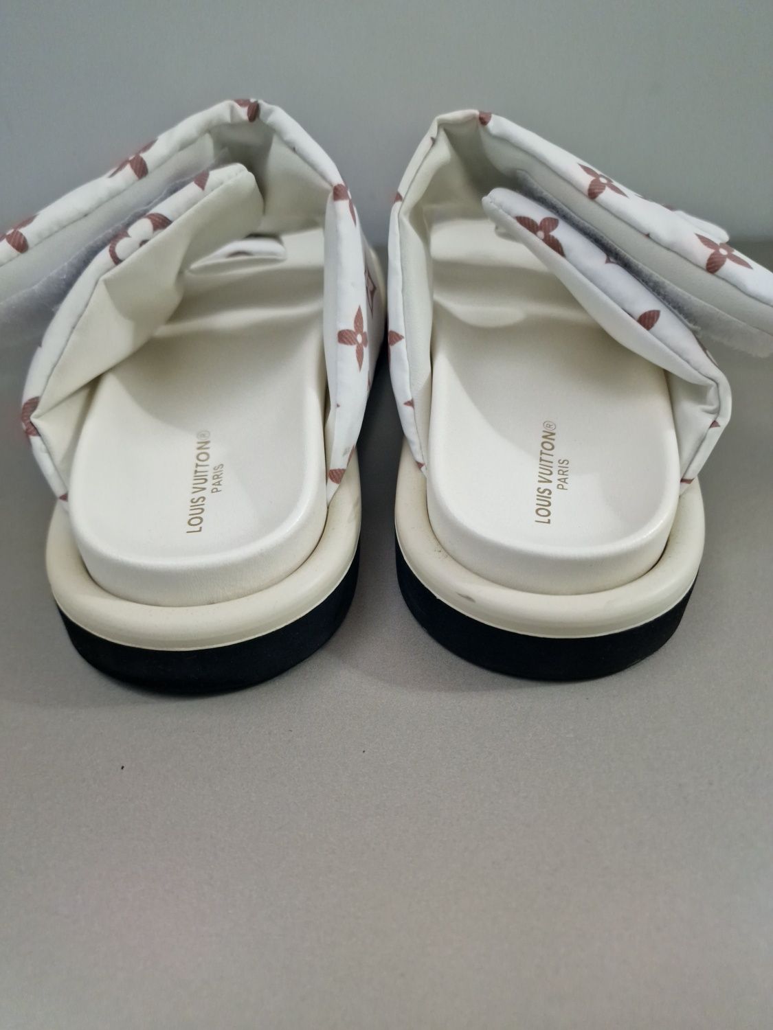 Louis Vuitton papuci dama