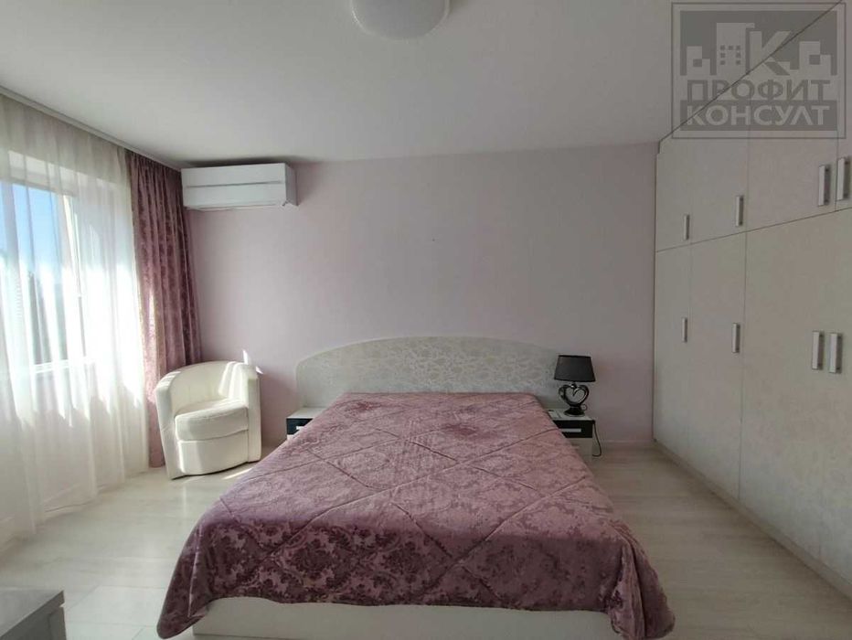 Тристаен апартамент в кв. Бузлуджа