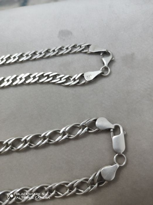 Продам Цепочка на шею серебро