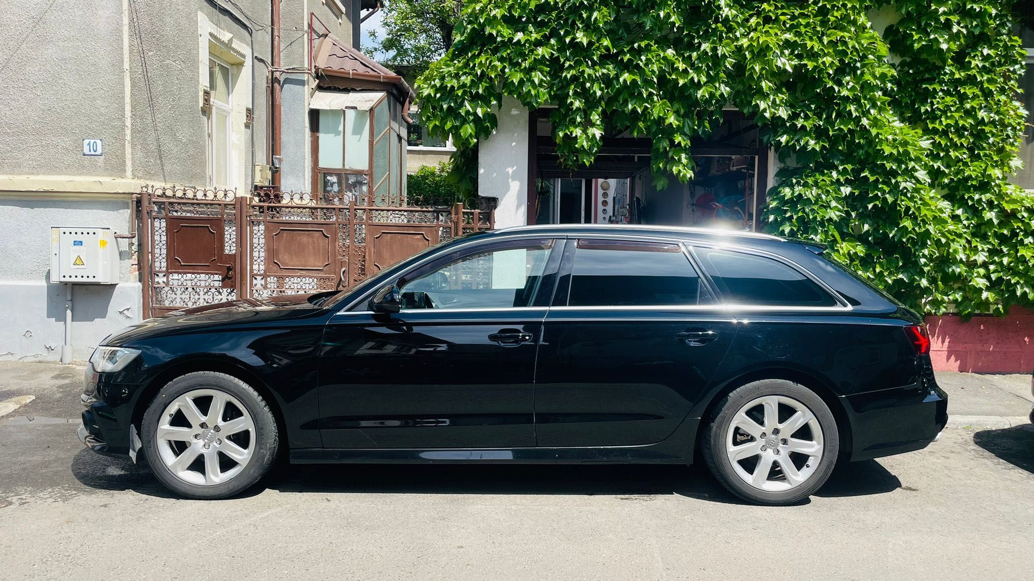 AUDI A6 Sline 2017/ 170000km 18500e