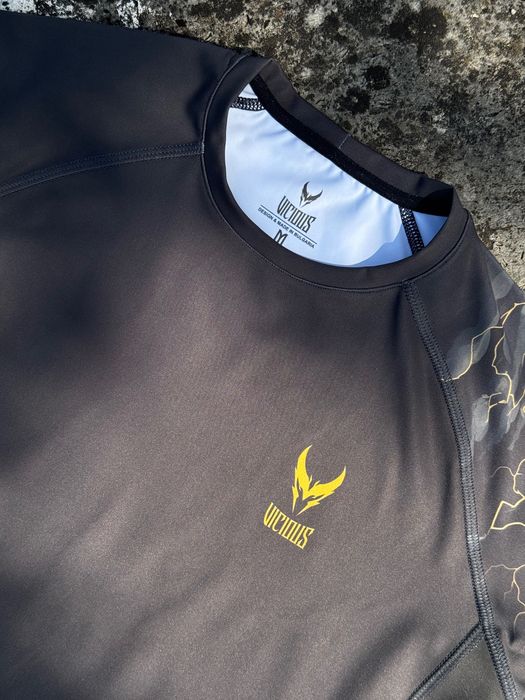 Rashguard Vicious x Zeus – спортни тениски за BJJ, MMA и grappling