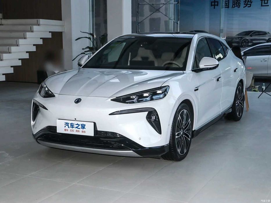 BYD Denza Z9 (GT) электро гибрид только по заказу в краткие сроки