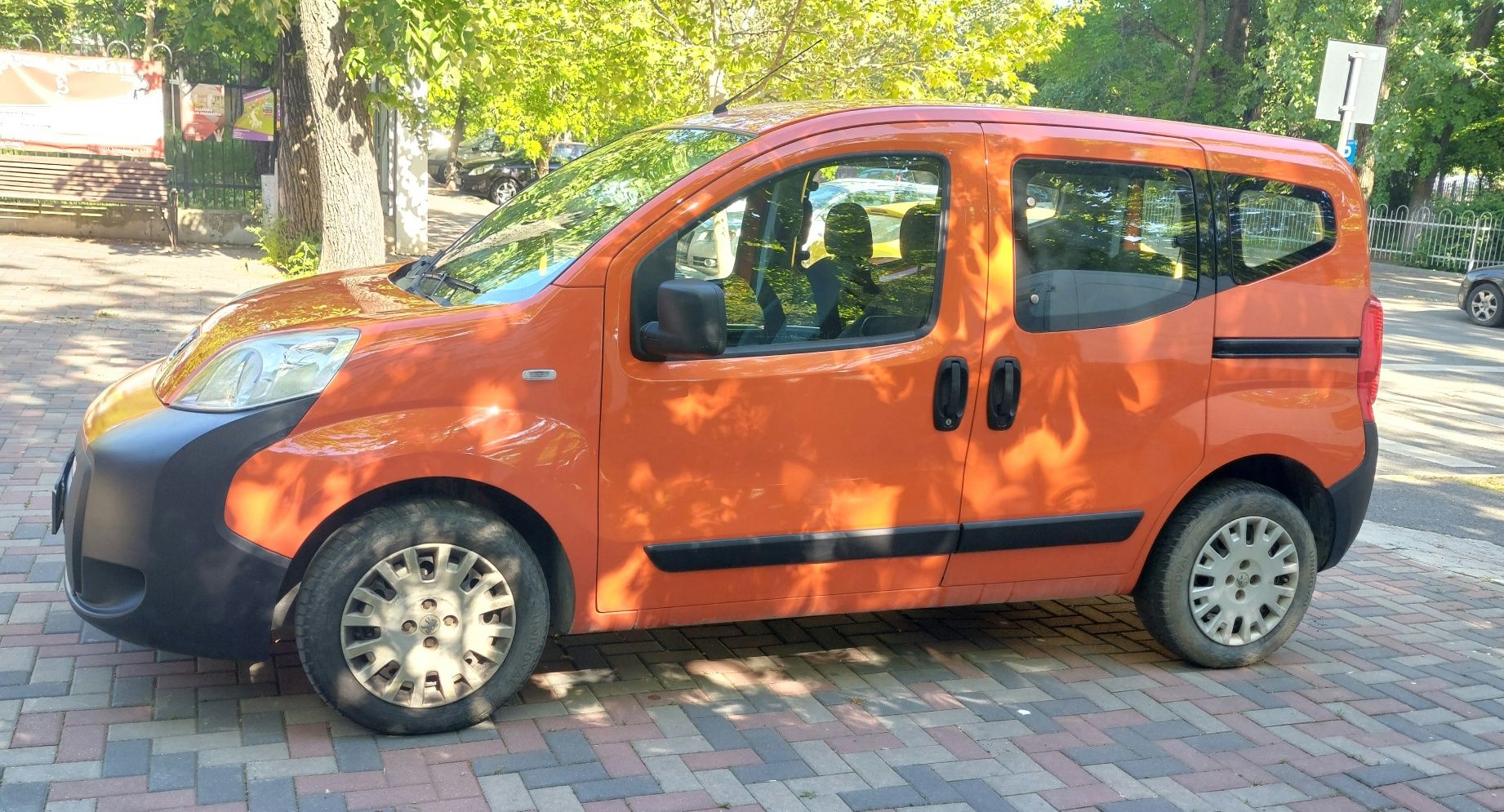 Vand Peugeot Bipper 1.3 diesel automat