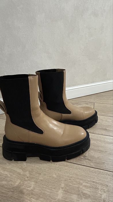 Сапоги осенние Mango