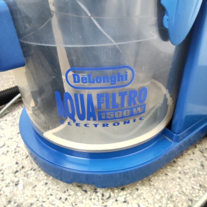 Перяща прахосмукачка