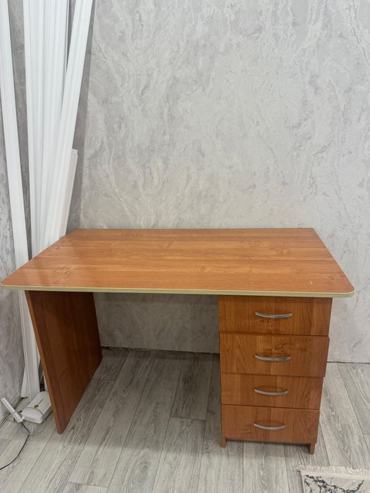 Компьютер Стол .