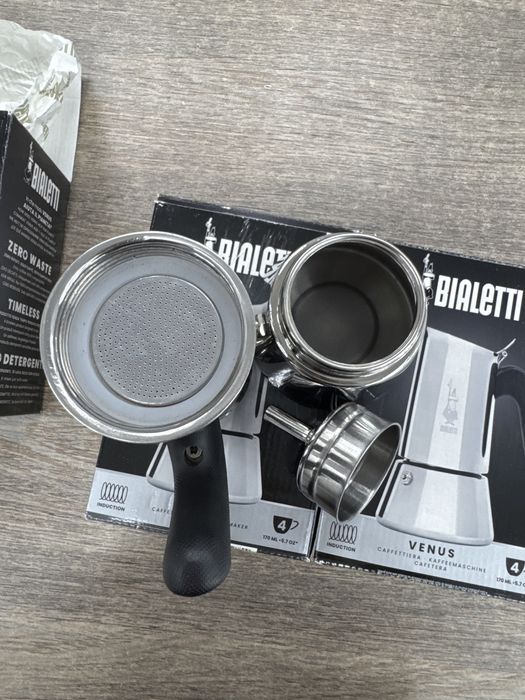 Bialetii venus pe inductie aparat de cafea