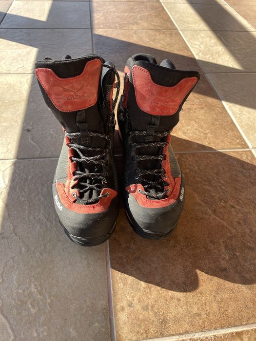 Bocanci pentru munte SALEWA CROW GTX