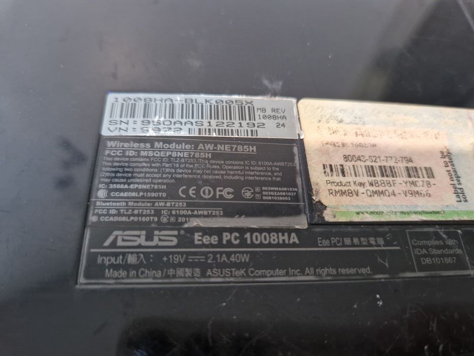 Mini laptop Asus 1008 HA fara încărcător