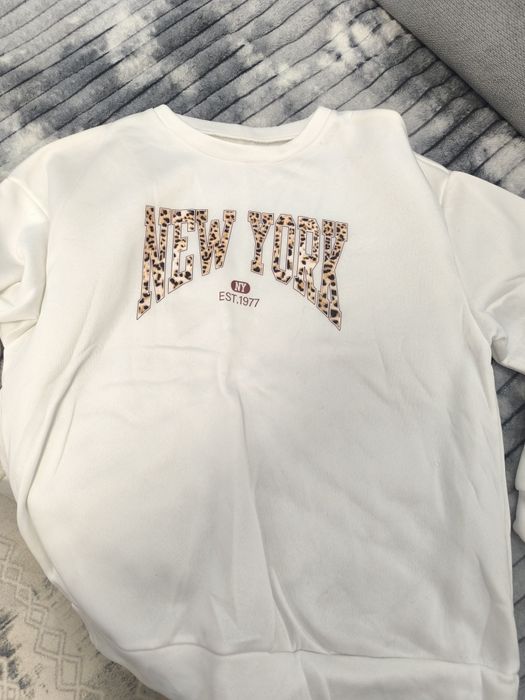 Дамски блузи 4бр. 20 лв.