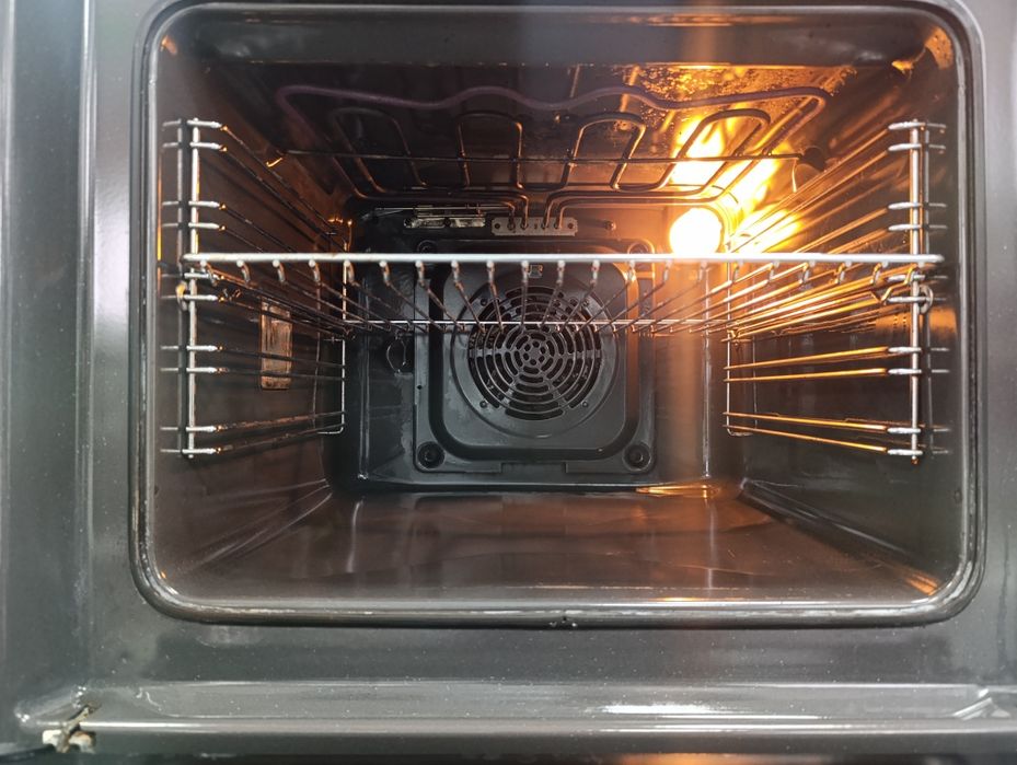 Фурна за вграждане Electrolux Voss