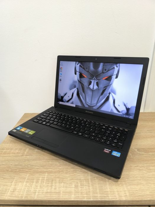 Lenovo i5 8gb 128gb ssd Video 2GB