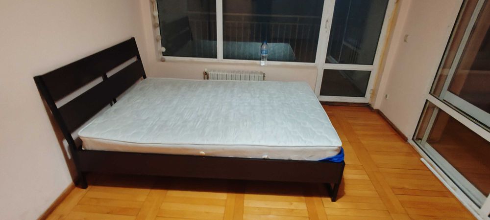 Легла + матраци в добро състояние