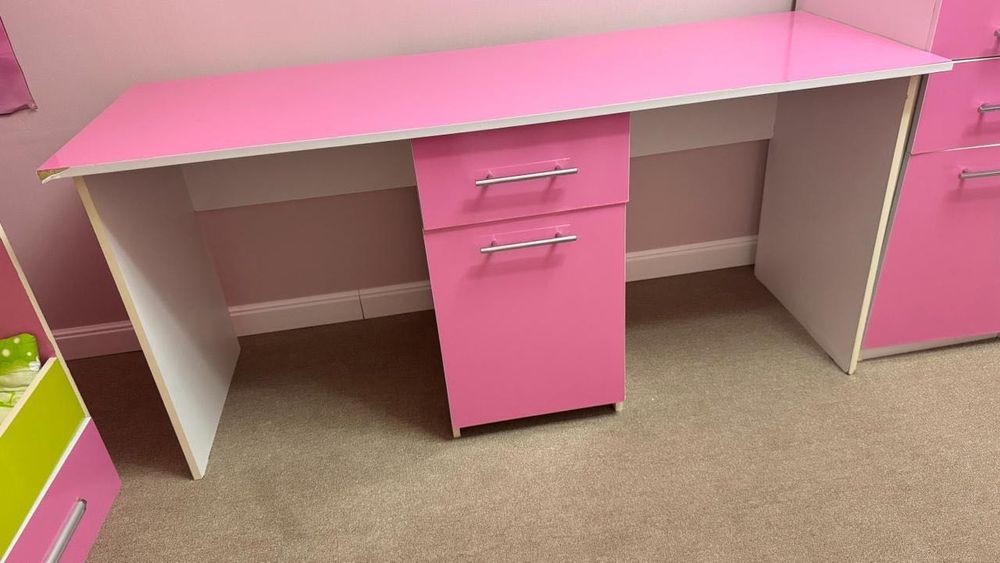 шкаф детский, с ңроватью и партой