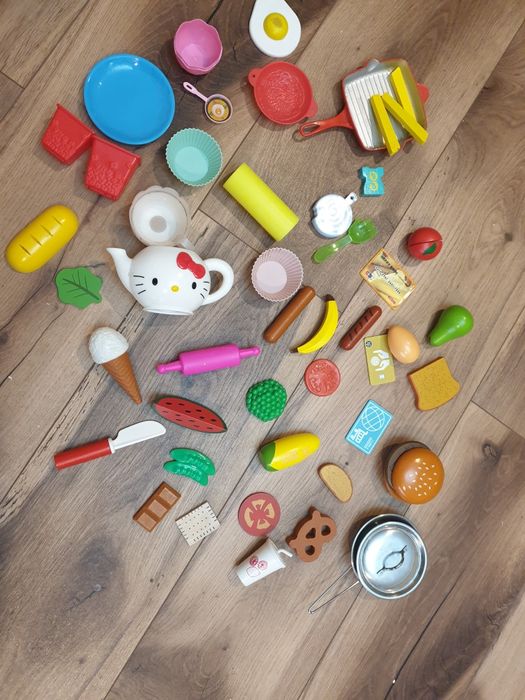 Lot alimente lemn și plastic