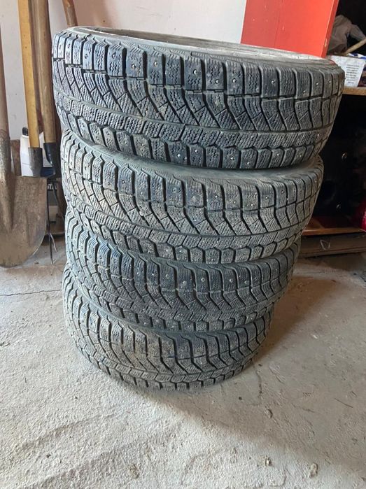 175/65R14 Зимние шины состояние жаксы почти новый 1 ай журилген
