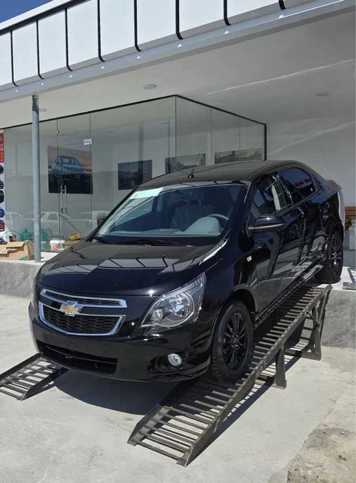 Cobalt qora MCM style