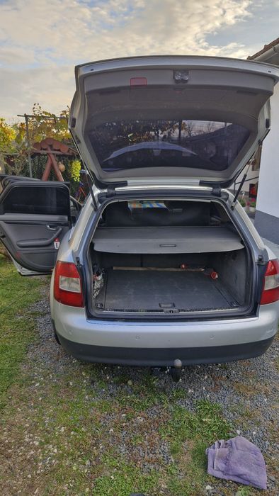 Vând Audi a4 b6 1.9 TDI2004