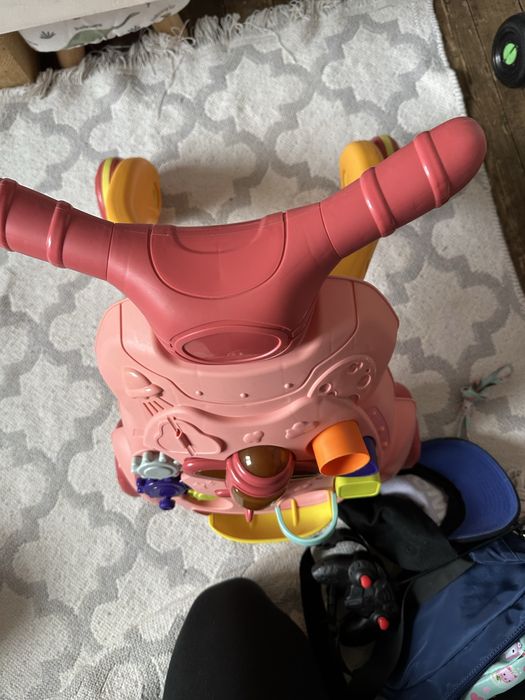 Локър за прохождане/игра