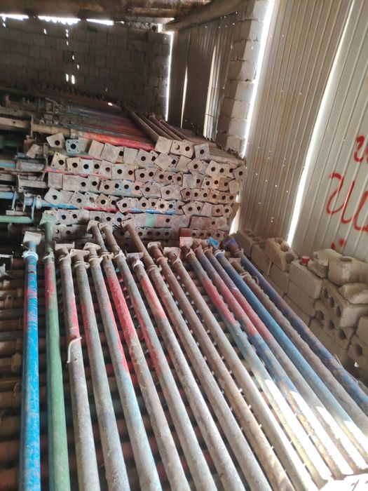 Продаётся струбцина 1.7 - 3.1 цена 7000. Сдаем аренду разных размеров