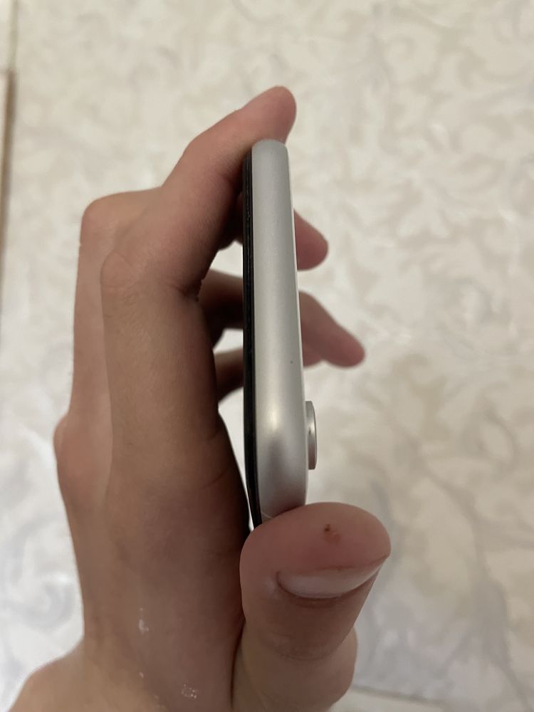 Iphone XR 64 гб