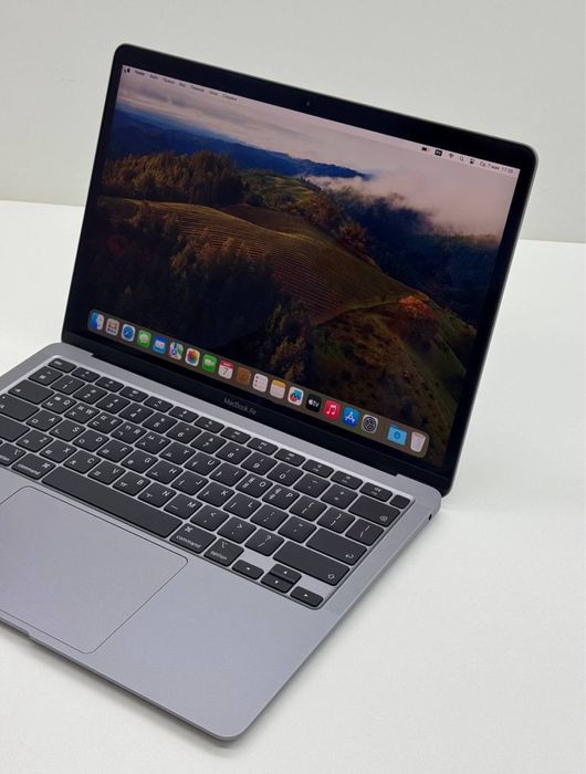 Macbook air M1.