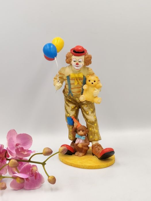 Винтидж клоун от осемдесетте години