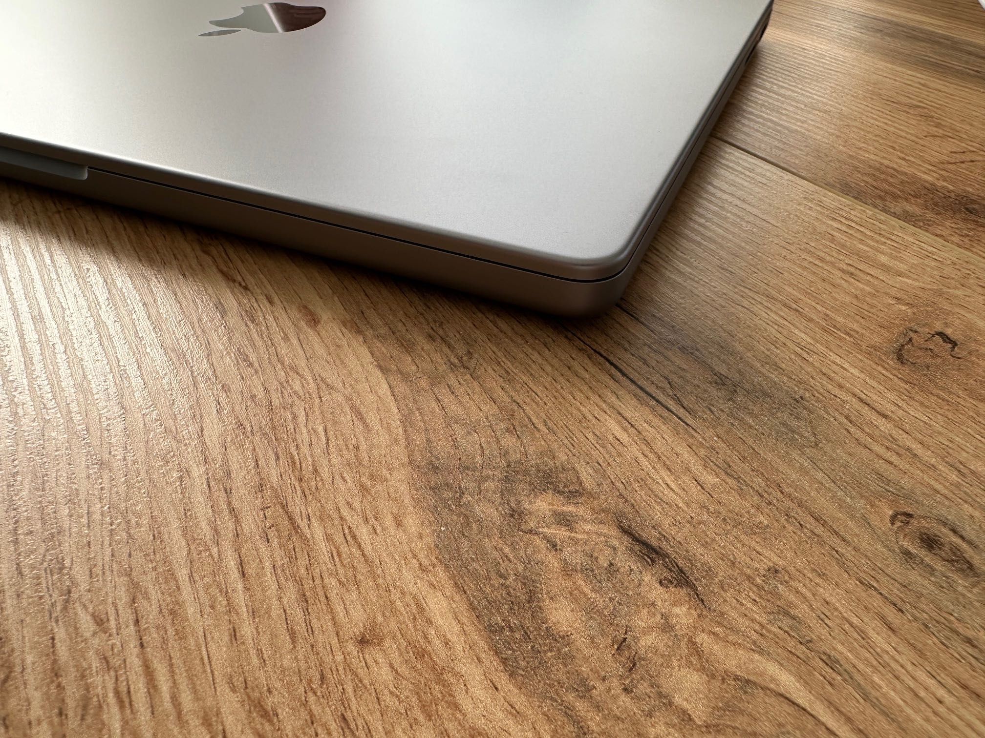 MacBook Pro 14" M3 8-CPU, 10-GPU, 24GB RAM, 512SSD,ГАРАНЦИЯ