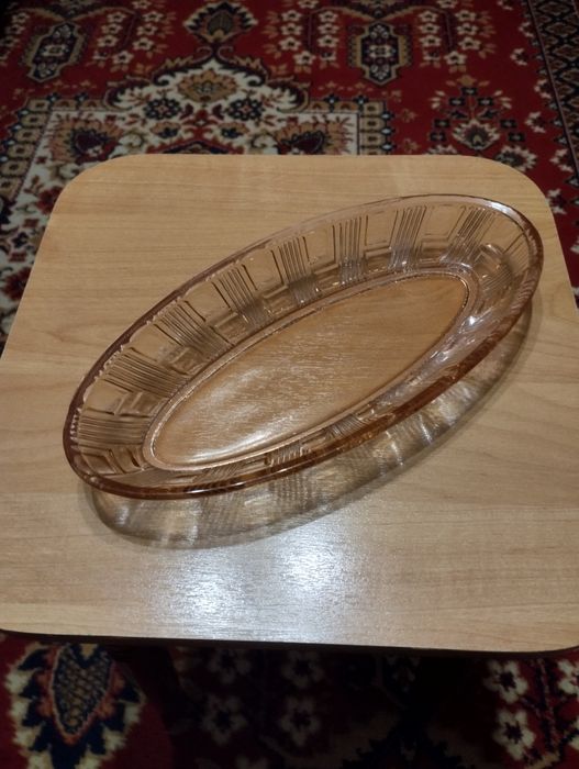 Продам селедницу
