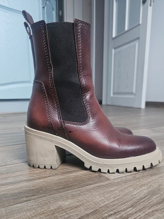 Кожени боти Tamaris