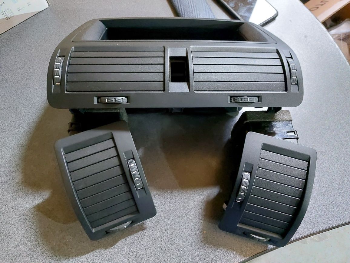 Set grile ventilație bord skoda octavia 2 model 2004 - 2008